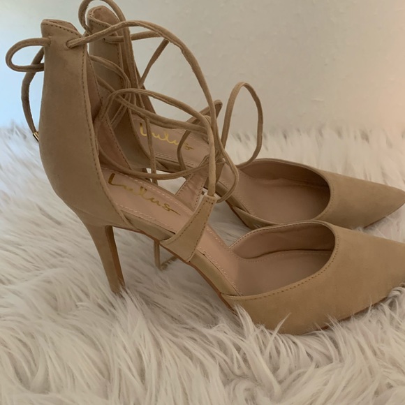 Heels - Picture 3 of 4